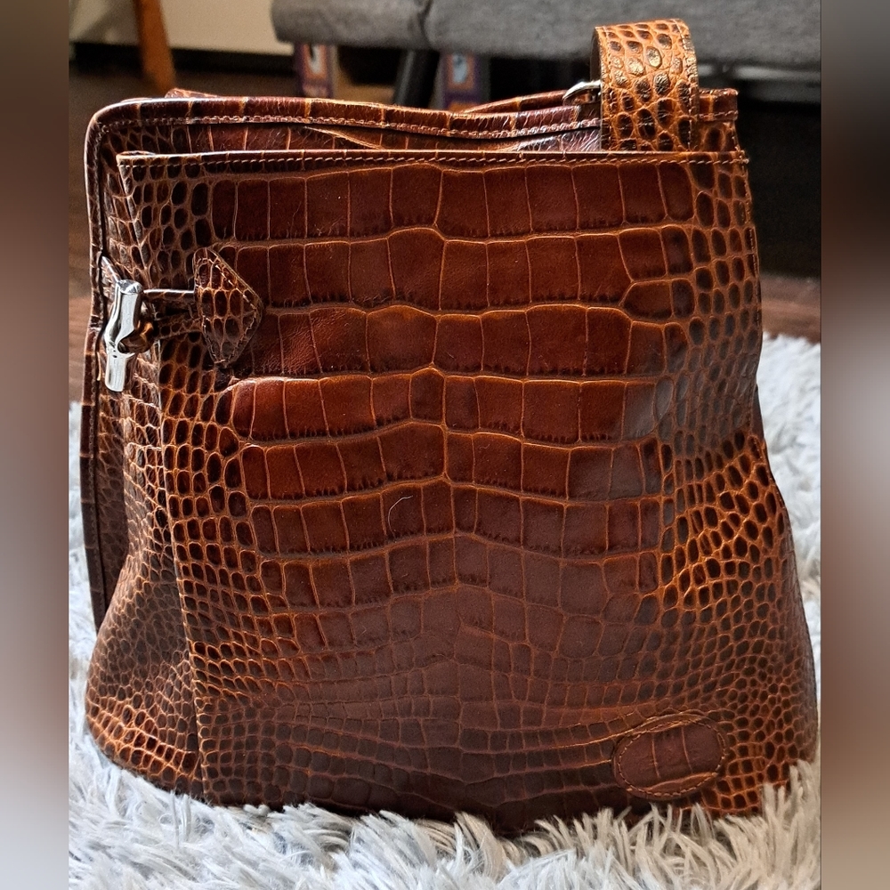 Like New Longchamp Caramel Alligator Leather Dual Compartment Crossbody Purse